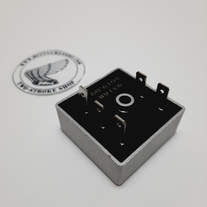 Spannings regulator 12 Volt - 5 polig